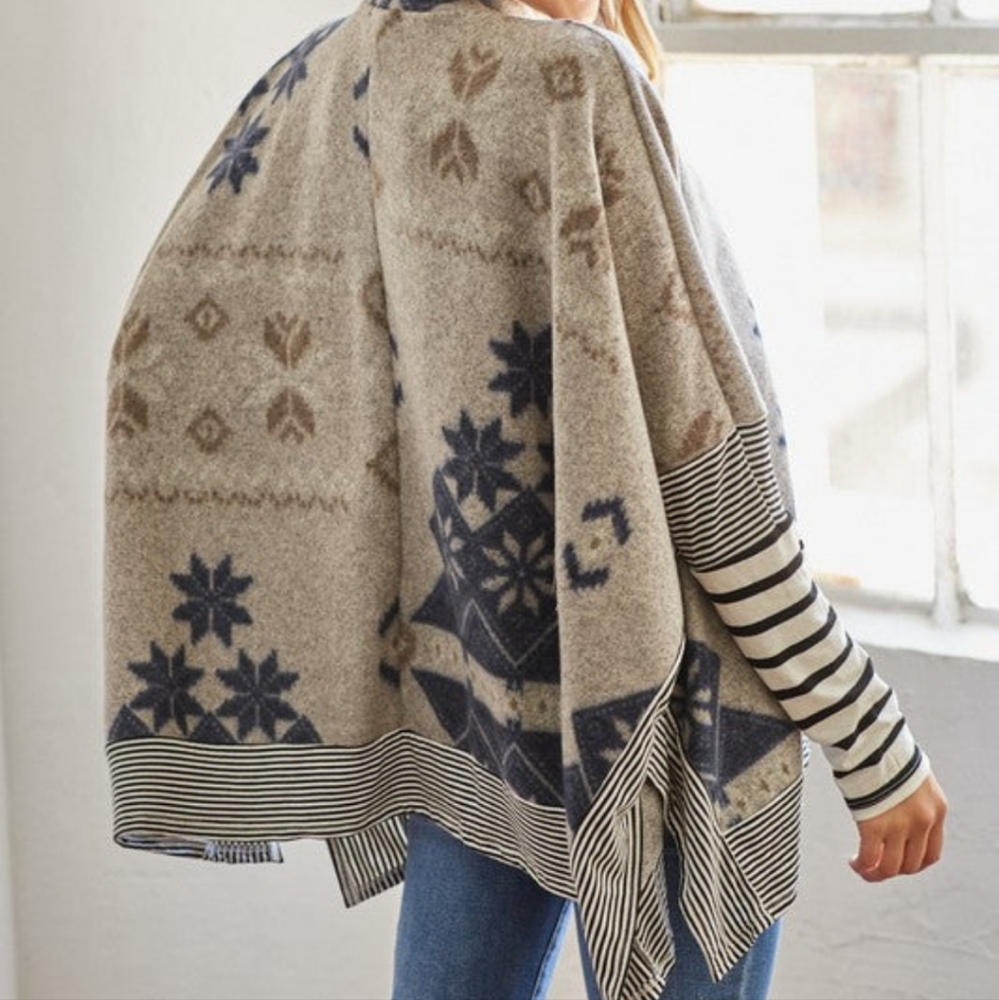 Bonfire Cuddles  Aztec Tunic - Picture 6 of 6